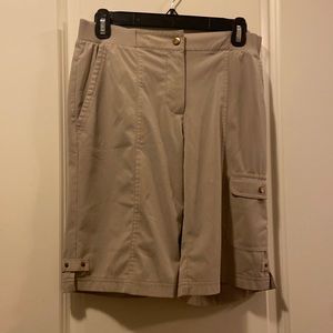Chicos zenergy cargo shorts
